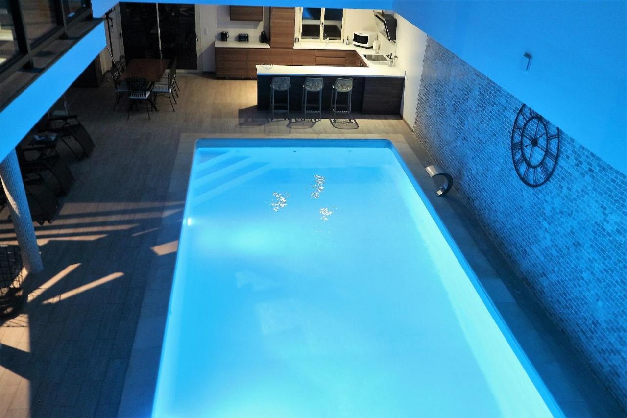 Gite Jet D'Eau Avec Piscine Interieure 30 Minutes Versailles Montainville  Exterior foto